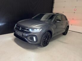 Volkswagen T-Roc 1.5 TSI 3xR-Line /pano/keyless/carplay/navi