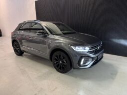 
										Volkswagen T-Roc 1.5 TSI R-Line/pano/keyles/3x r-line volledig									