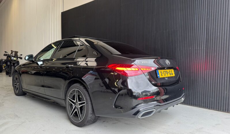 
								Mercedes-Benz C-klasse 300 e Luxury Line amg pack vol opties volledig									